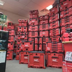 Got Milwaukee PACKOUT??? Each 38in Rolling Tote FOR PRICE And Up, See All Pix,New, Financing Available 