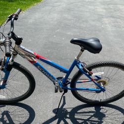 Women’s Schwinn Mountain Bike 