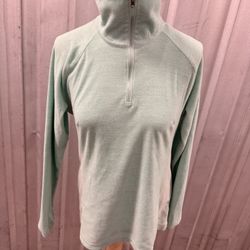 Women's Mint Green Columbia Pullover Top