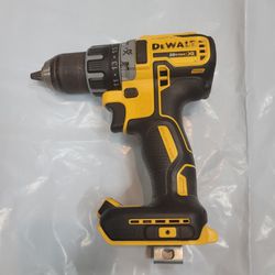 *Used* Dewalt 20V MAX XR Brushless 1/2 in. Drill/Driver dcd791 (Tool Only)