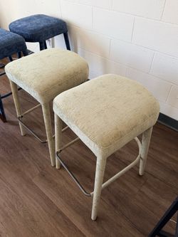 Brand new 26 inch barstools 2pcs