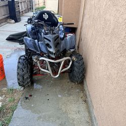 Four wheel motorcycle