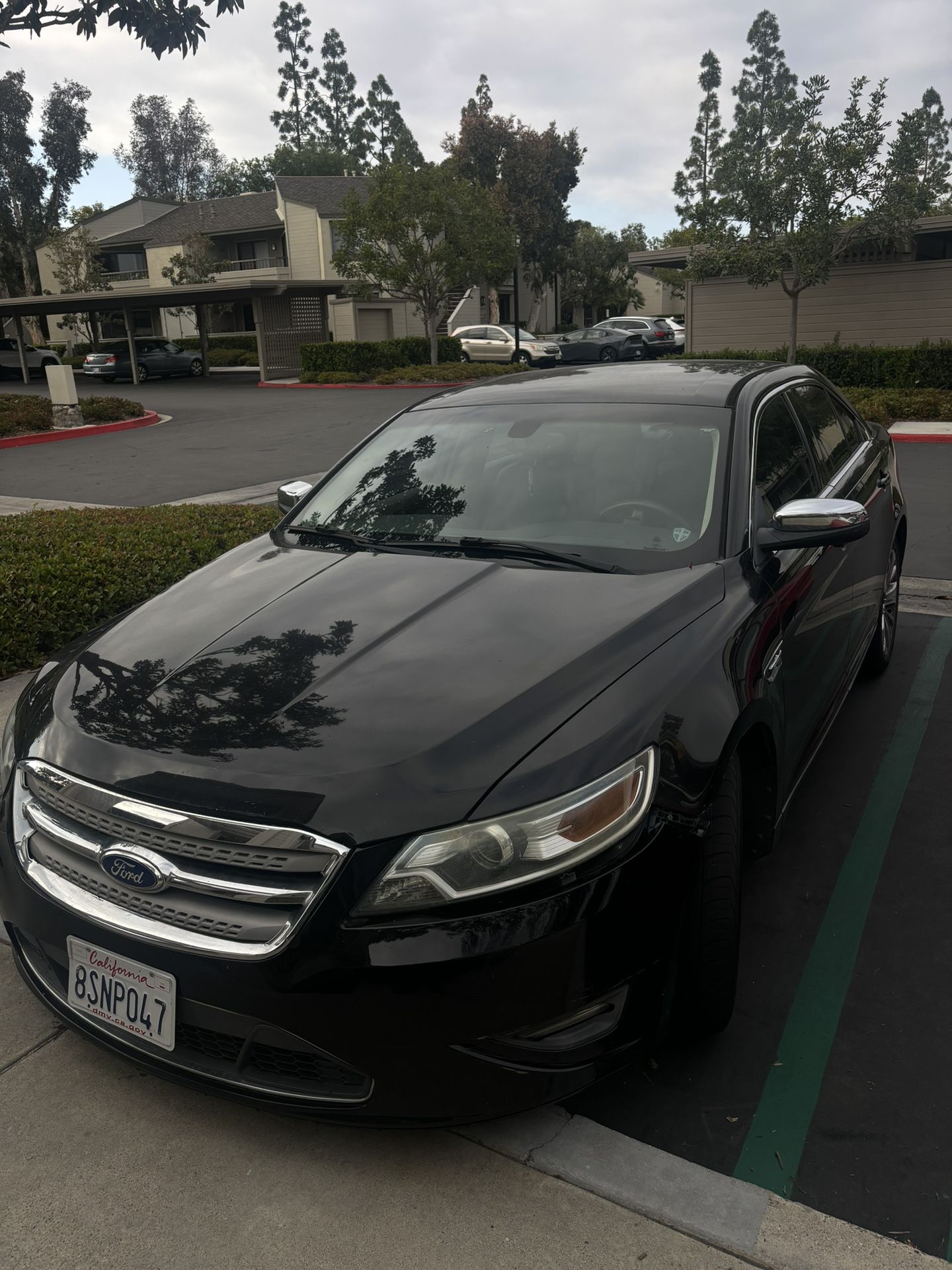 2010 Ford Taurus