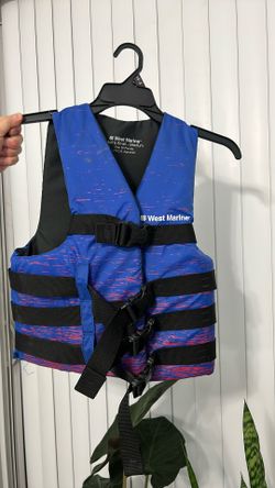 West Marine Life Jacket – Men’s Small/Medium