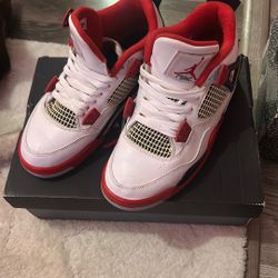 Retro 4 Jordans 