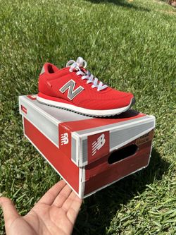 W New Balance