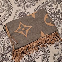 Louis Vuitton Scarf