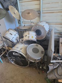 Drums set