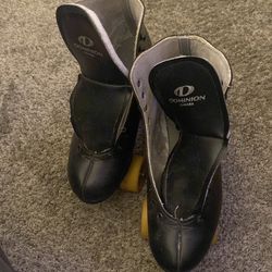 Roller Skates: Vintage Dominion Espirit