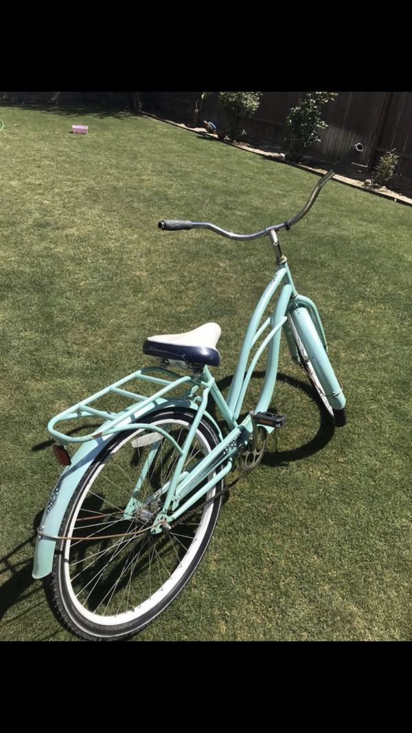 schwinn beach cruiser (mint blue ) for Sale in Bakersfield, CA OfferUp
