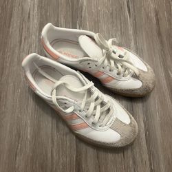 pink sambas size 13c