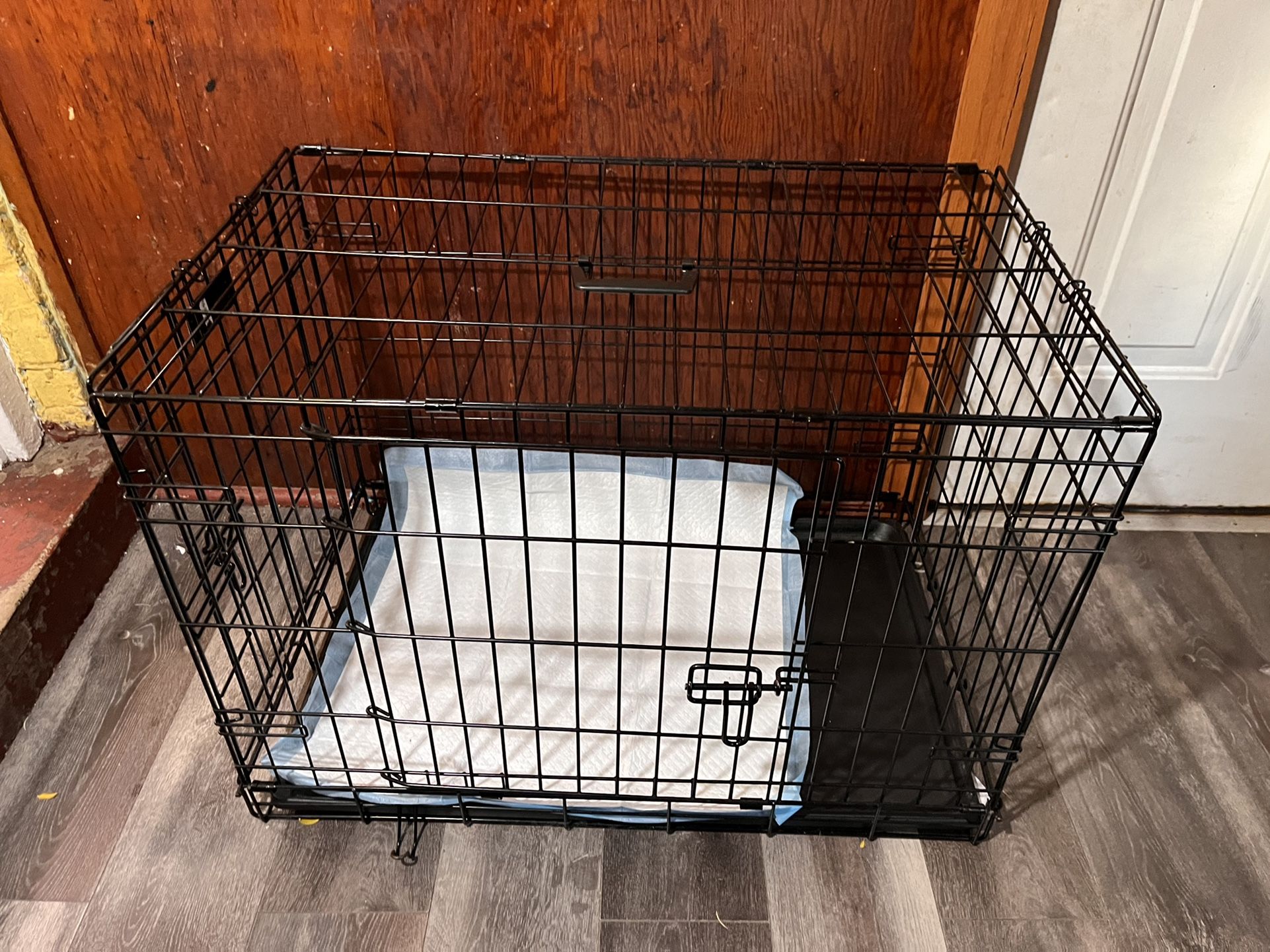 Medium Dog Crate 