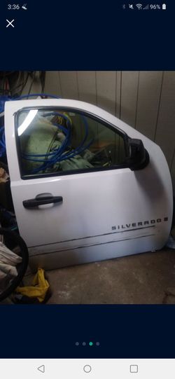 2011 Chevy Silverado Passenger Side Doors