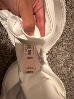 Victoria’s Secret white bra