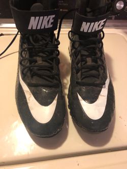 Football cleats