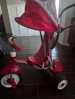 Radio Flyer Kids Tricycle with Canopy