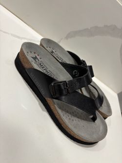 Mephisto Helen Sandal - Women's