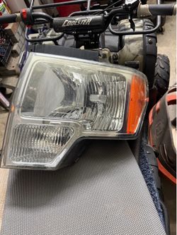 Ford driver side headlight