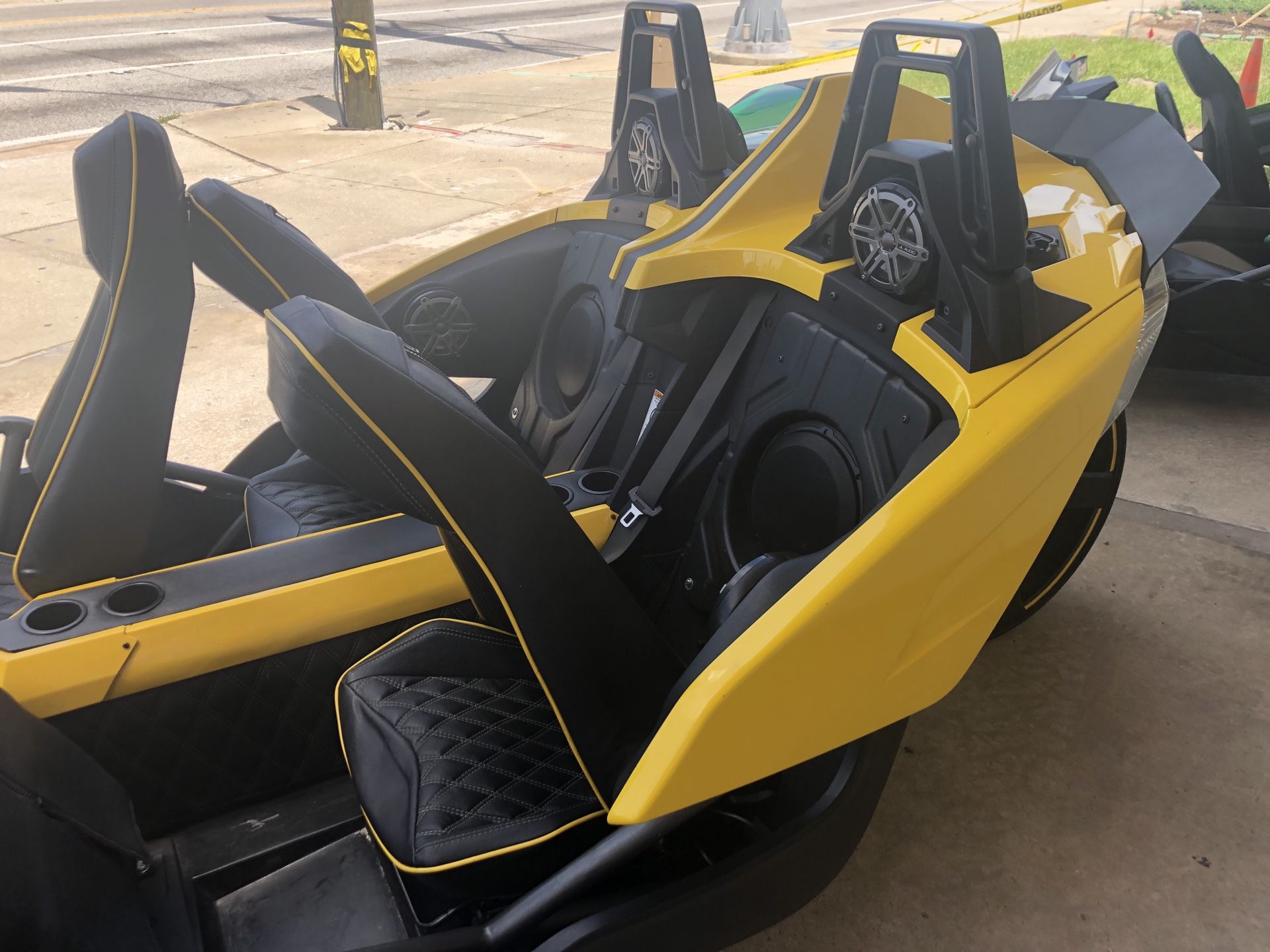 Polaris Slingshot SL 4 seater for Sale in Orlando, FL OfferUp