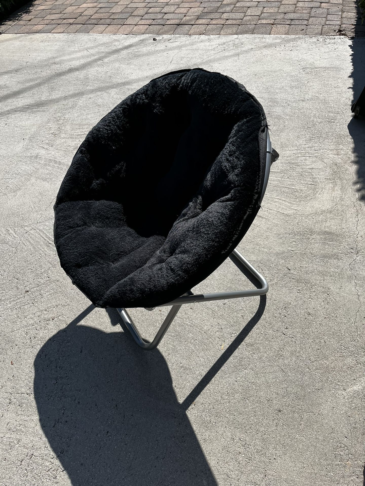 Fuzzy Foldable Chair