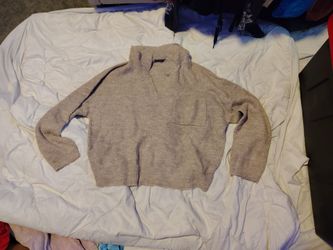 Small sweatshirt