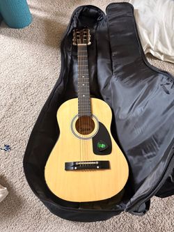 Lauren Acoustic Guitar for kids with Gig Bag