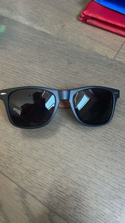 4 pairs of Glasses