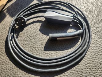 Tesla Gen 2 Mobile Charger
