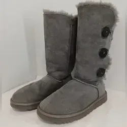 Ugg Classic Tall Bailey Button Gray Sz 9 in Women