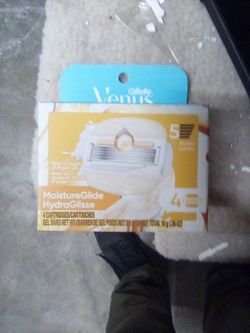 Venus MoistureGlide HydraGlisse 4pk