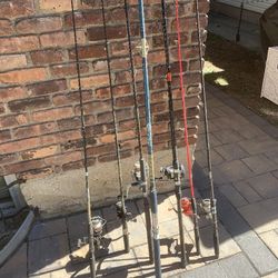 7  Fishing Poles And Reels