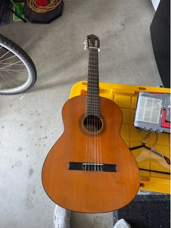 Samick SC 310 Classical Acoustic Guitar, Made in Korea