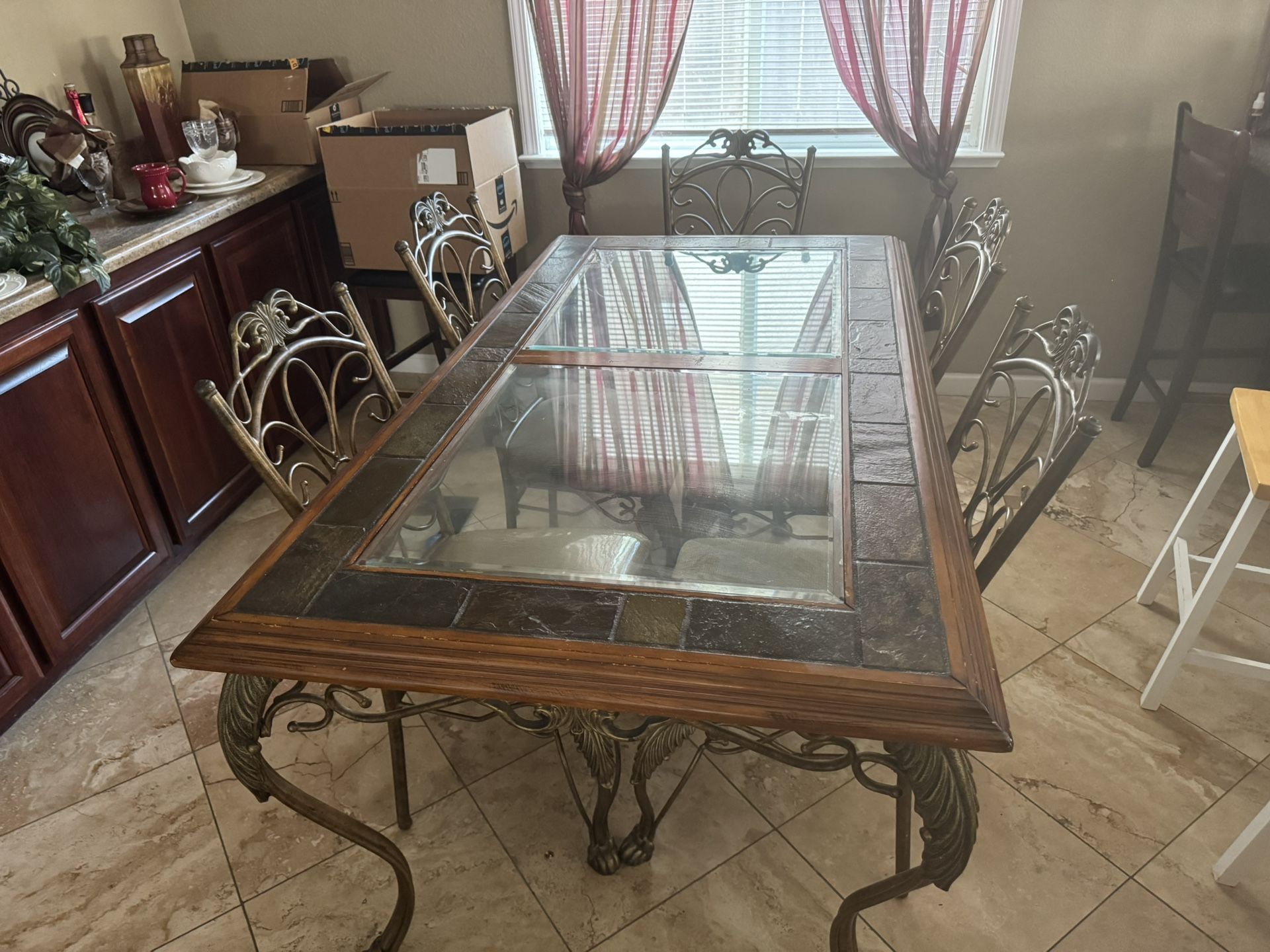 Kitchen table