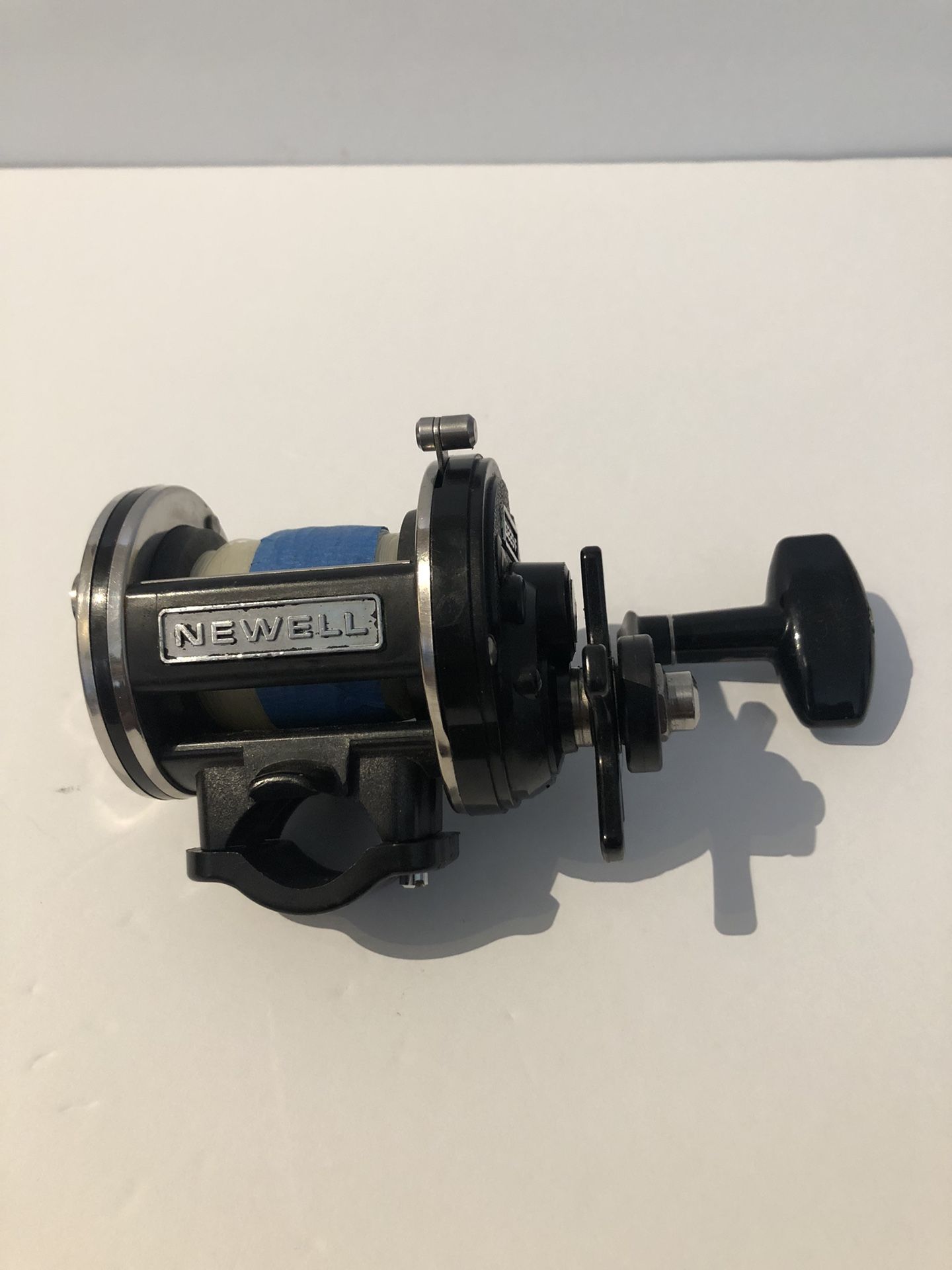 NEWELL G229-F Graphite Stainless Steel Ball Bearing Fishing Reel