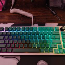 Gmmk Pro Mechanical Keyboard Aluminum Plate W/ Gateron Brown & Glorious GPBT Keycaps (Rain Forest)