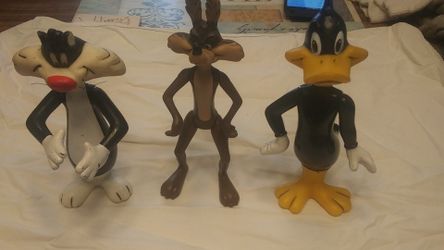 Warner Bros 1976 figures