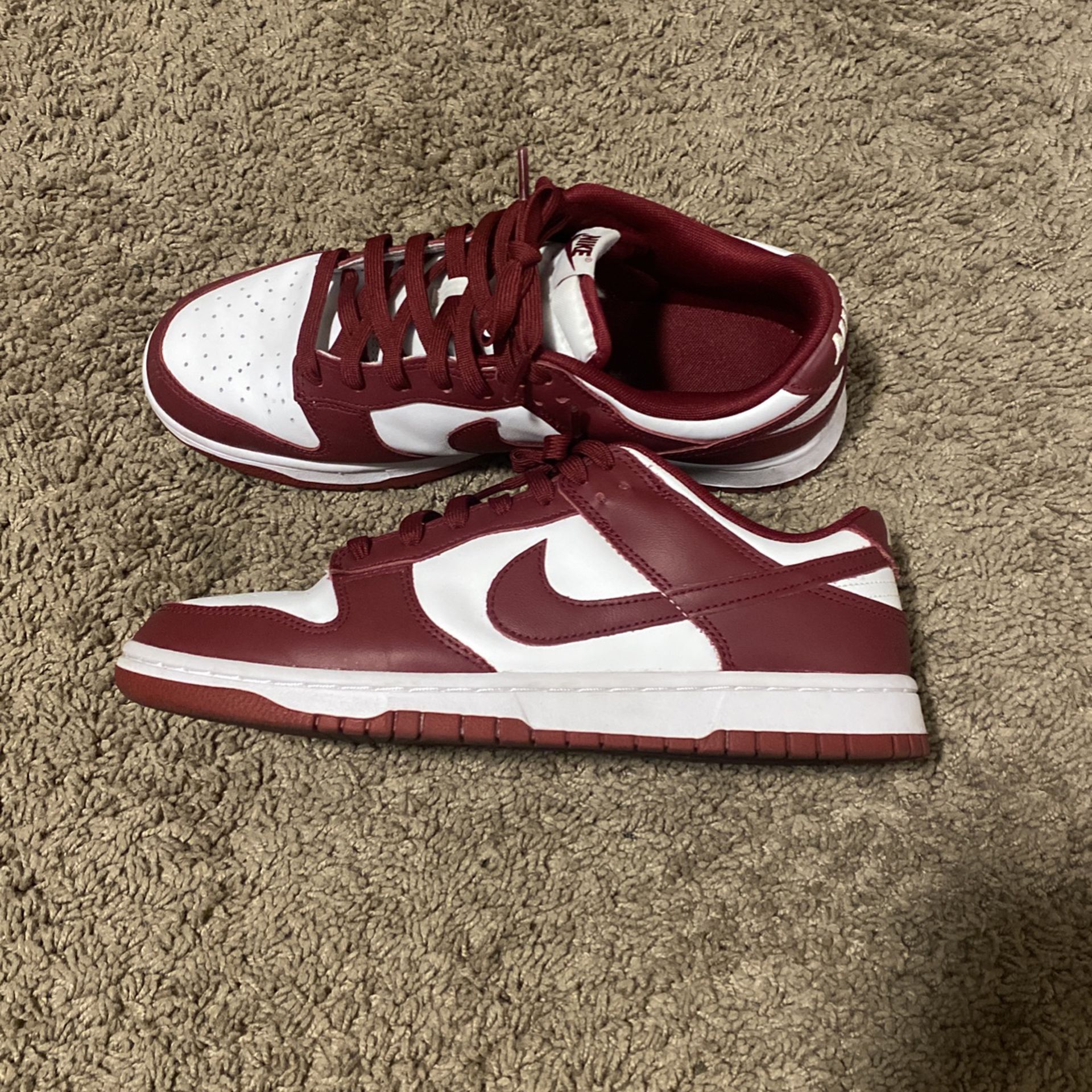 Nike Dunk Low Team Red Size 10