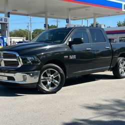 2016 Dodge Ram 1500 SLT 