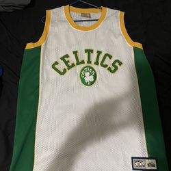 Vintage Celtics Jersey 