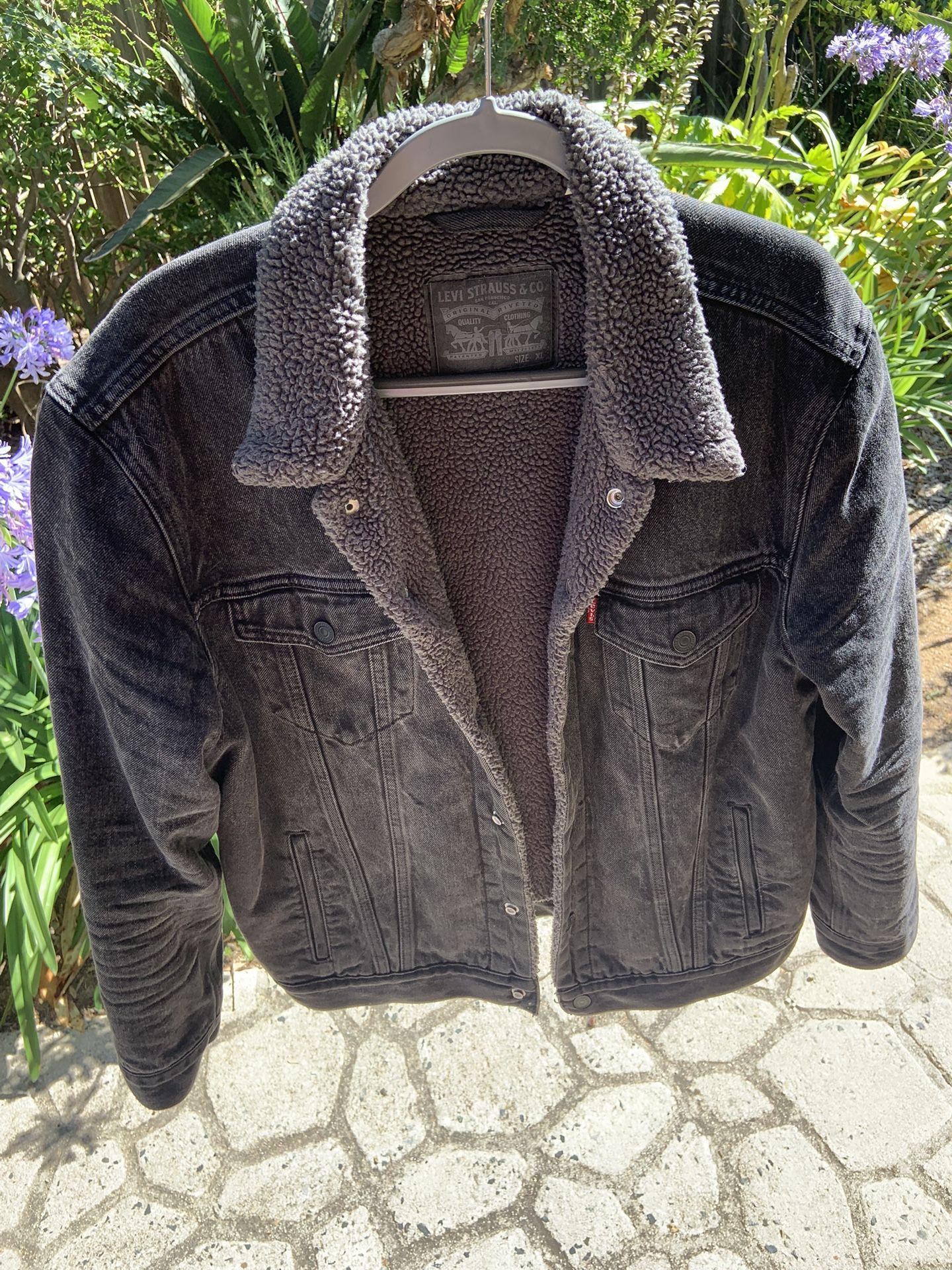 Black Levi’s Trucker Jacket