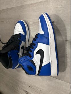 Jordan 1 retro S: 5.5 youth