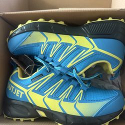 Outjet women’s shoes size 6