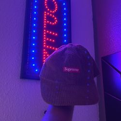 Supreme Hat 