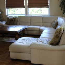 Cream Color Leather Sectional W/chaise