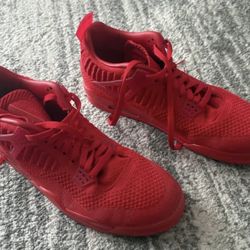 Air Jordan 4 Retro Flyknit university Red Size 12