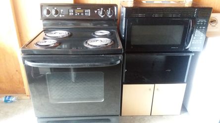 G,E RANGE AND microwave