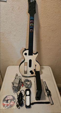 Nintendo Wii Console Bundle with Guitar Hero Controller