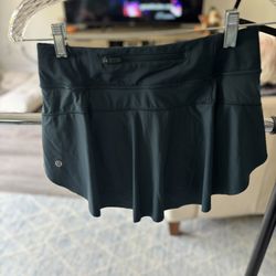 Lululemon Quick Pace Tennis Skirt Size 4 Jade Green 