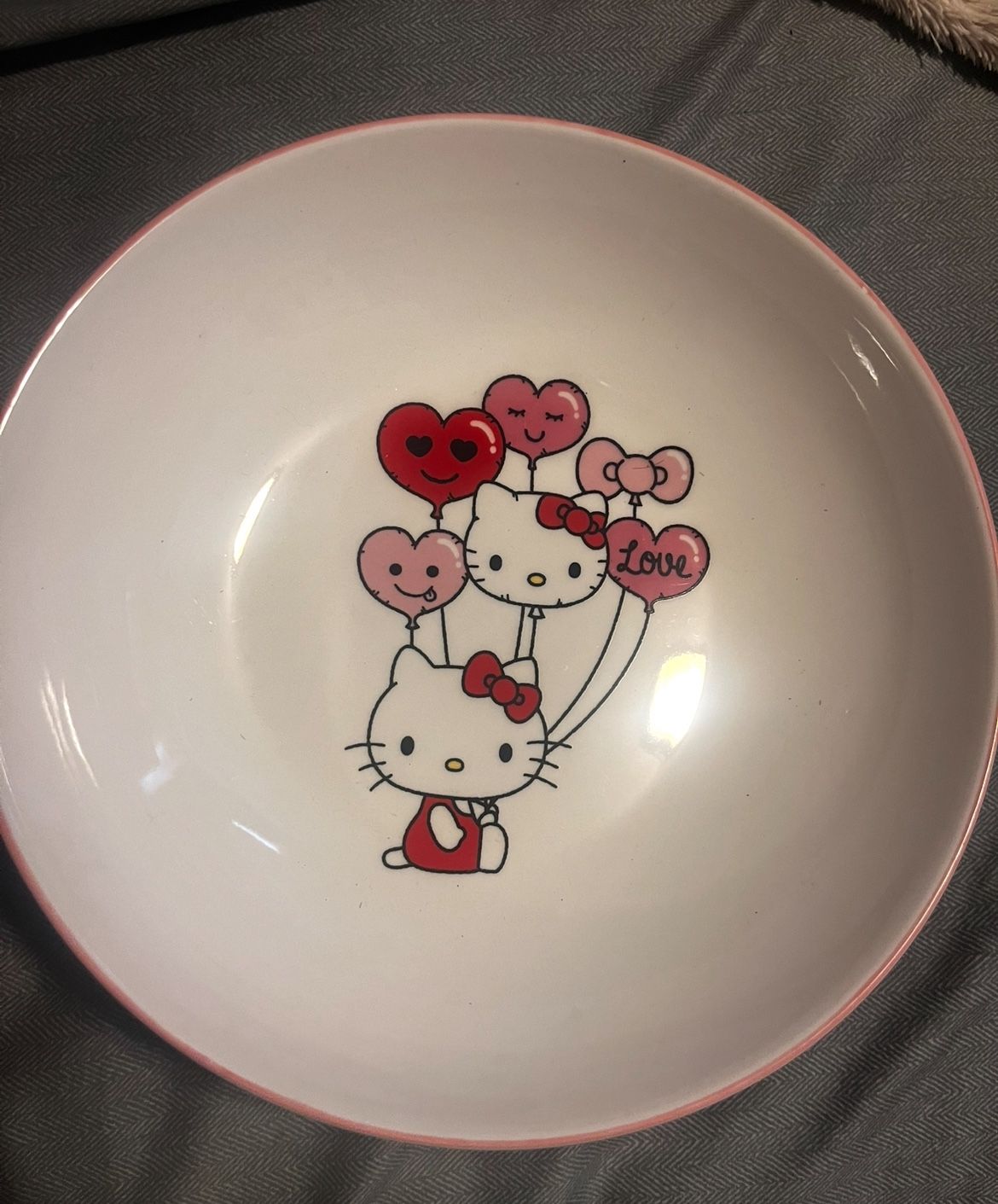 Hello Kitty Ceramic Plates (4)