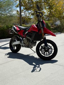 2024 Ducati Hyper Motard 698 mono